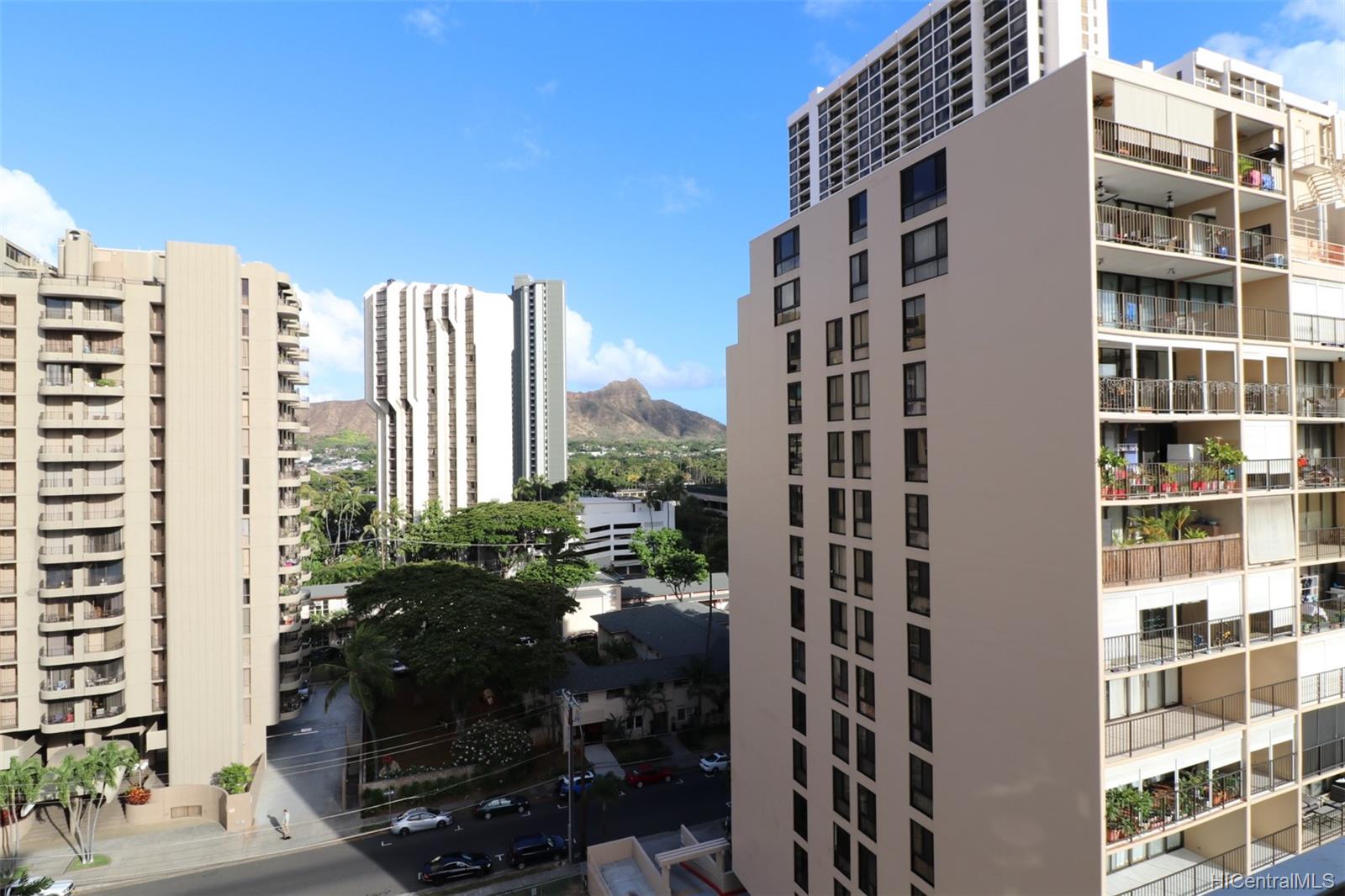 303 Liliuokalani Avenue #1104, Honolulu, HI 96815