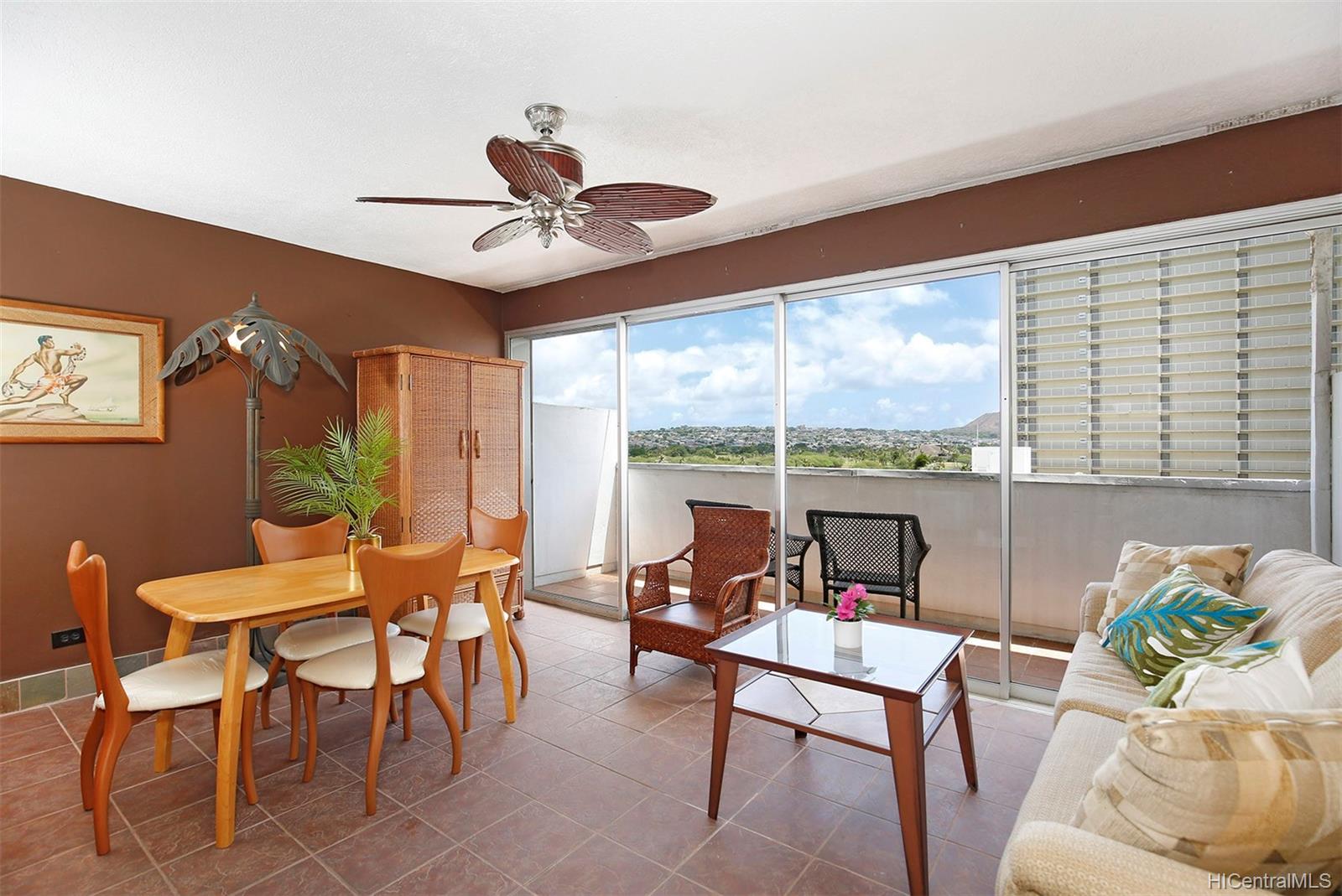 2281 Ala Wai Boulevard #903, Honolulu, HI 96815