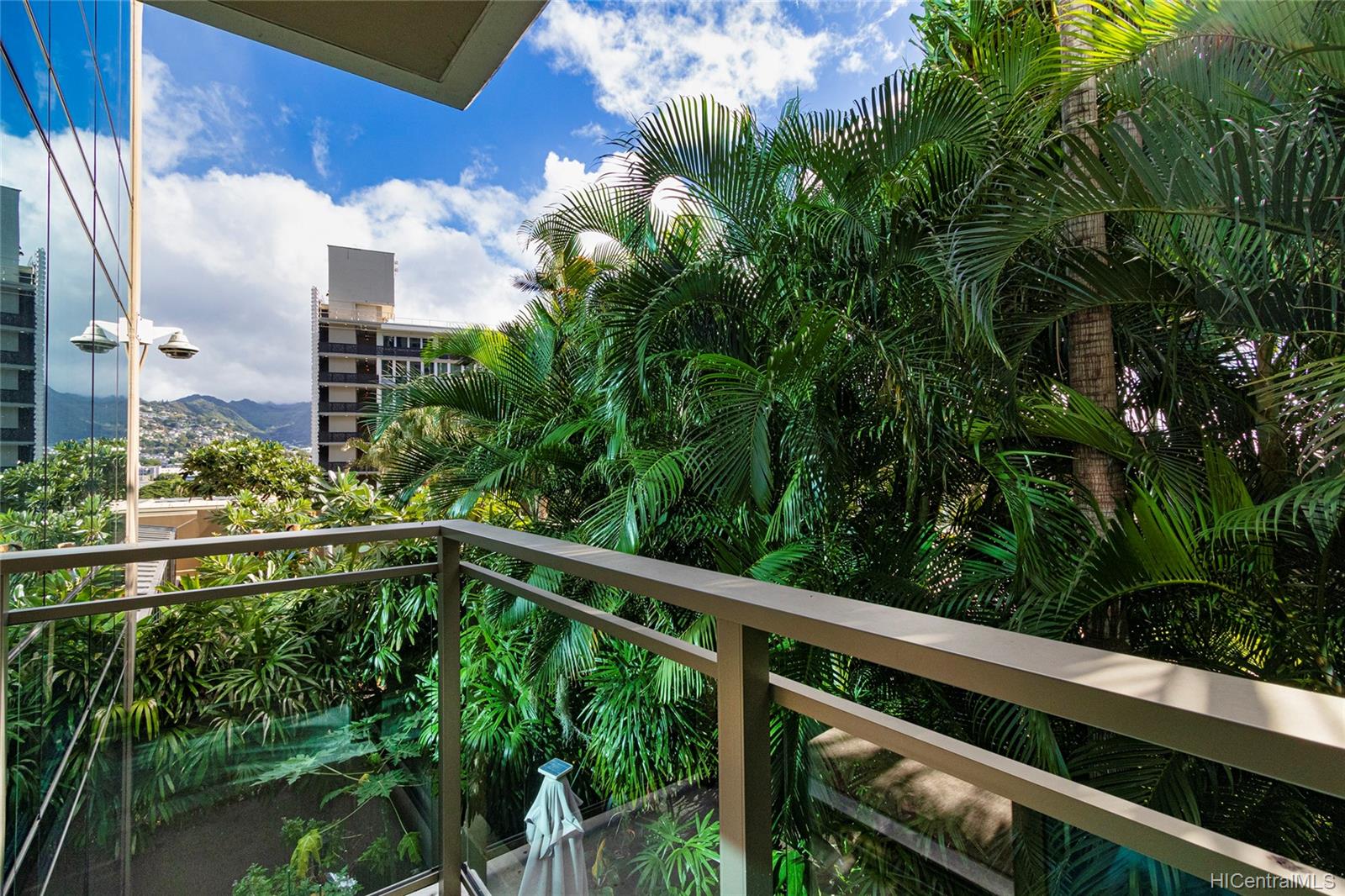 1200 Queen Emma Street #804, Honolulu, HI 96813