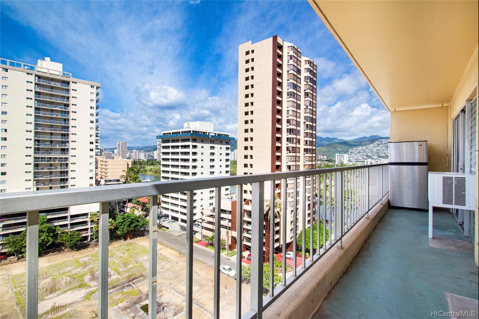 303 Liliuokalani Avenue #1103, Honolulu, HI 96815