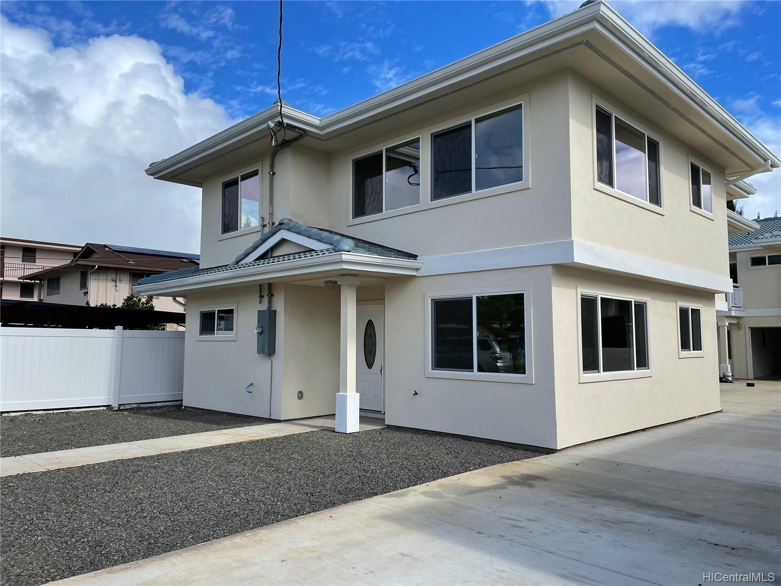 813 Lukepane Avenue Honolulu, HI 96816