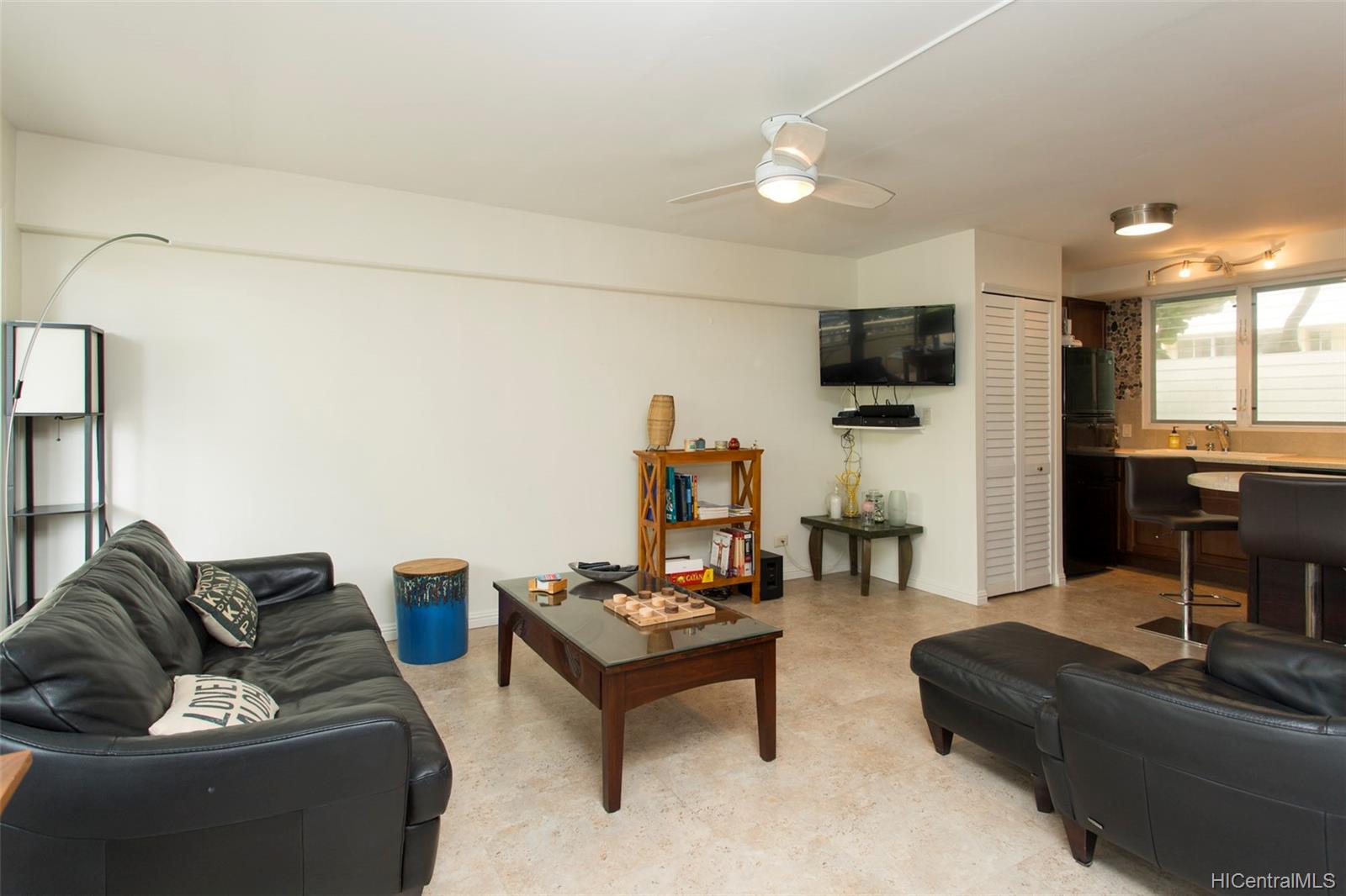 2937 Kalakaua Avenue #28, Honolulu, HI 96815