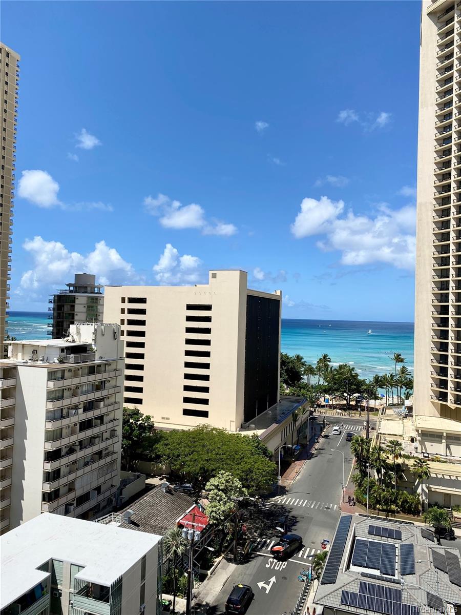 2427 Kuhio Avenue #1302, Honolulu, HI 96815