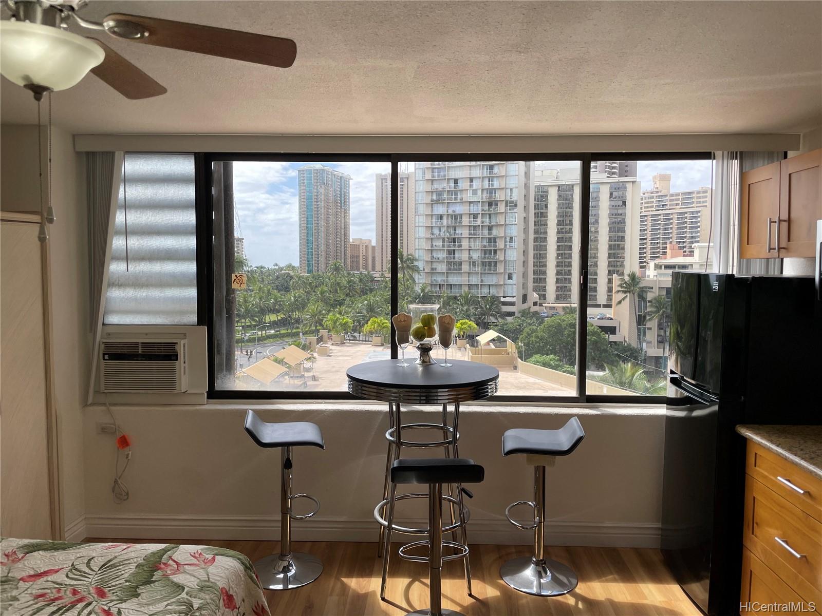 444 Niu Street #904, Honolulu, HI 96815