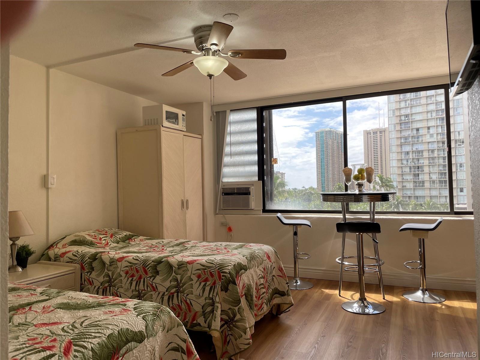 444 Niu Street #904, Honolulu, HI 96815