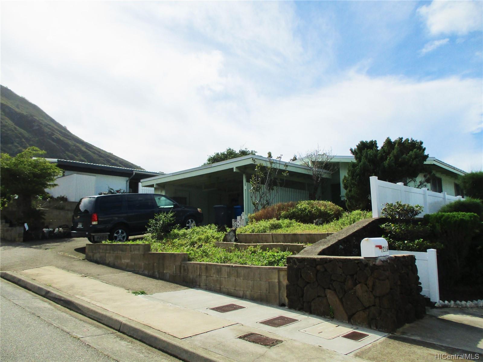 7223 Naohe Street Honolulu, HI 96825