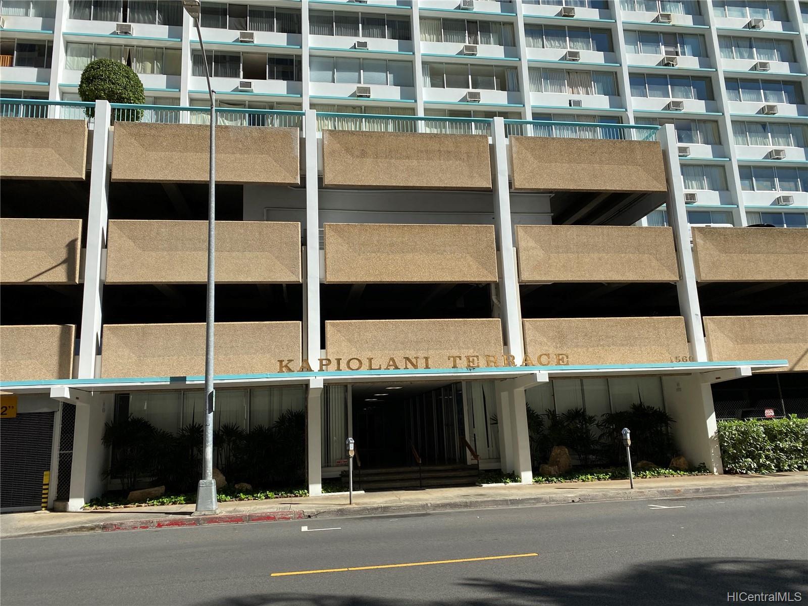 1560 Kanunu Street #1402, Honolulu, HI 96814