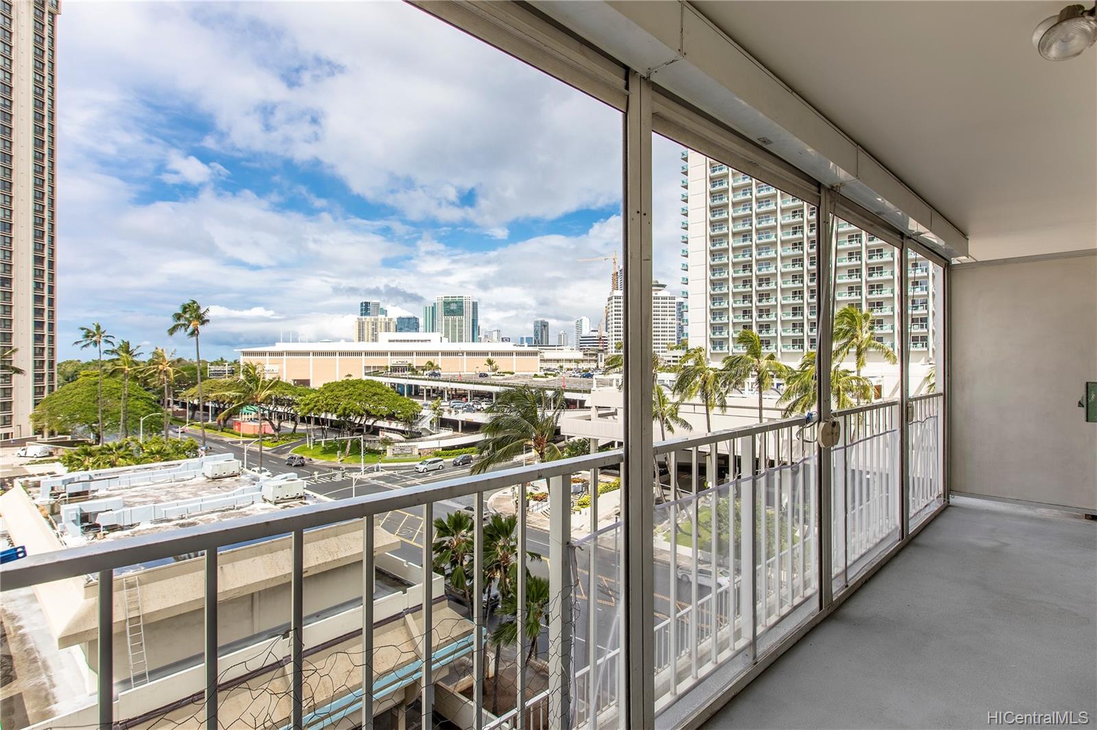 419 Atkinson Drive #706, Honolulu, HI 96814