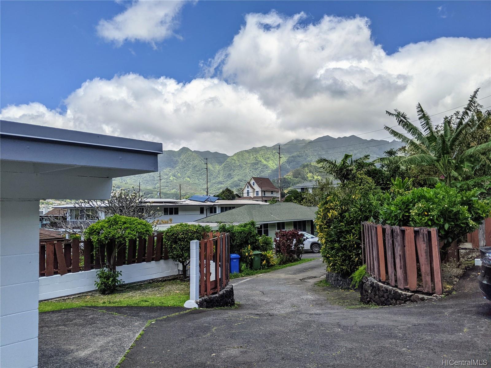 3073 Puhala Rise Honolulu, HI 96822