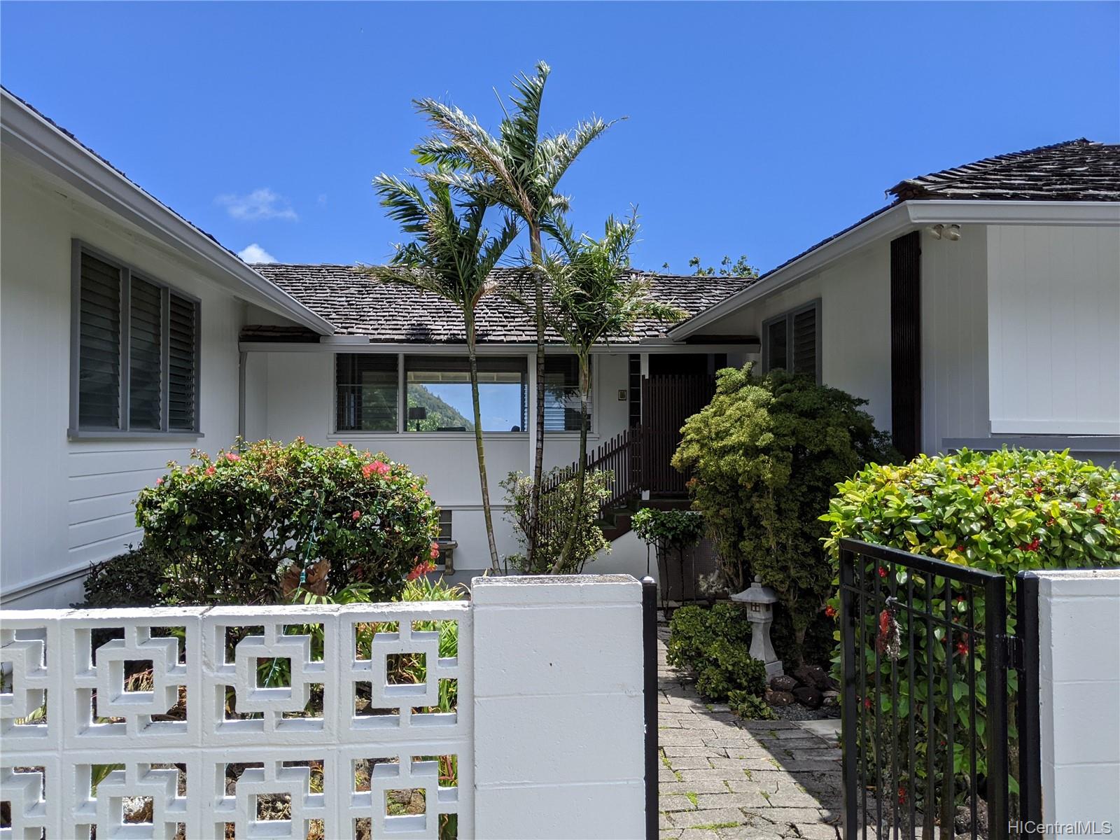 3073 Puhala Rise Honolulu, HI 96822