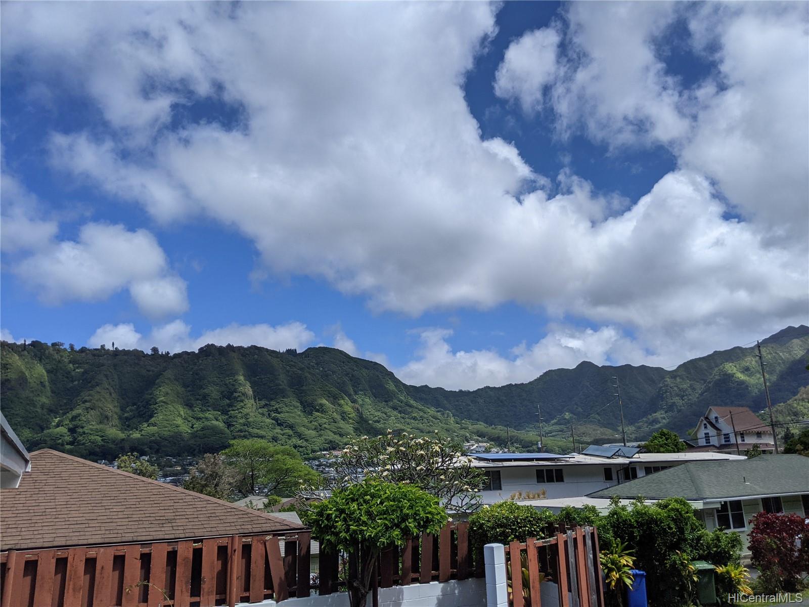 3073 Puhala Rise Honolulu, HI 96822