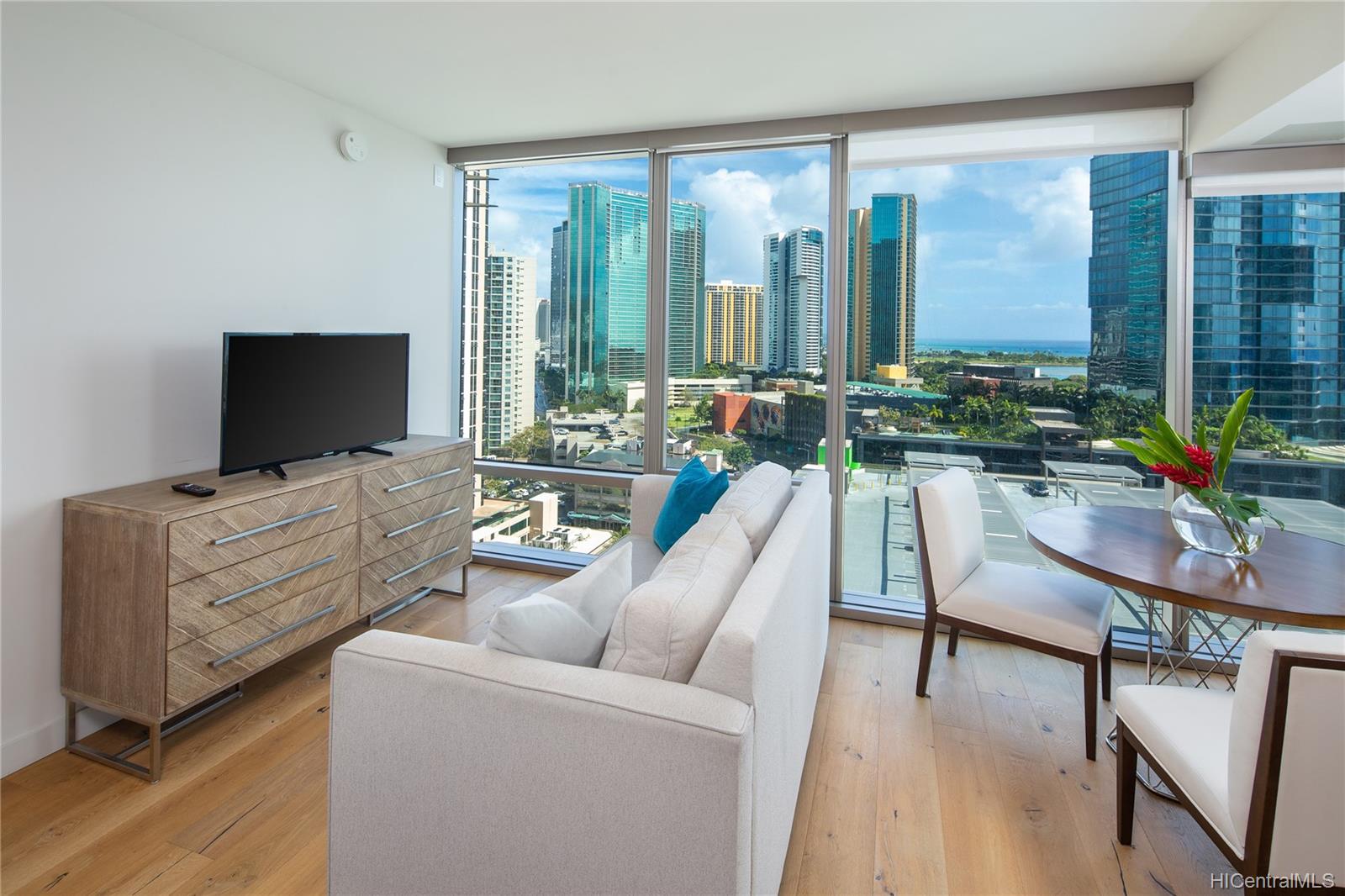 1001 Queen Street #1310, Honolulu, HI 96814