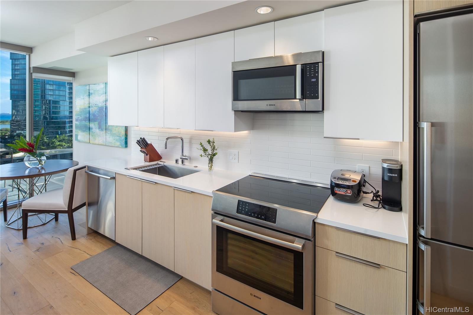1001 Queen Street #1310, Honolulu, HI 96814