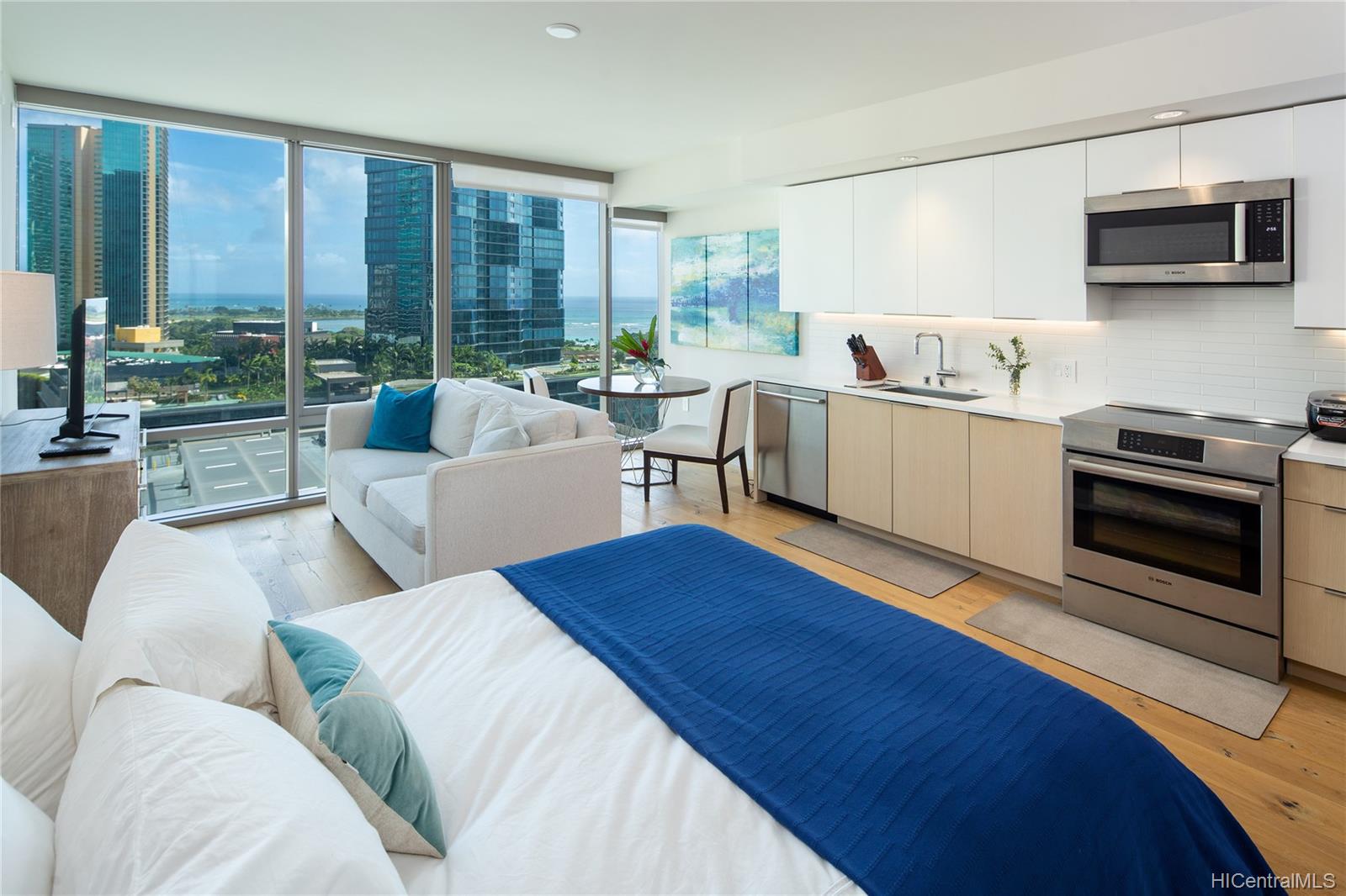 1001 Queen Street #1310, Honolulu, HI 96814