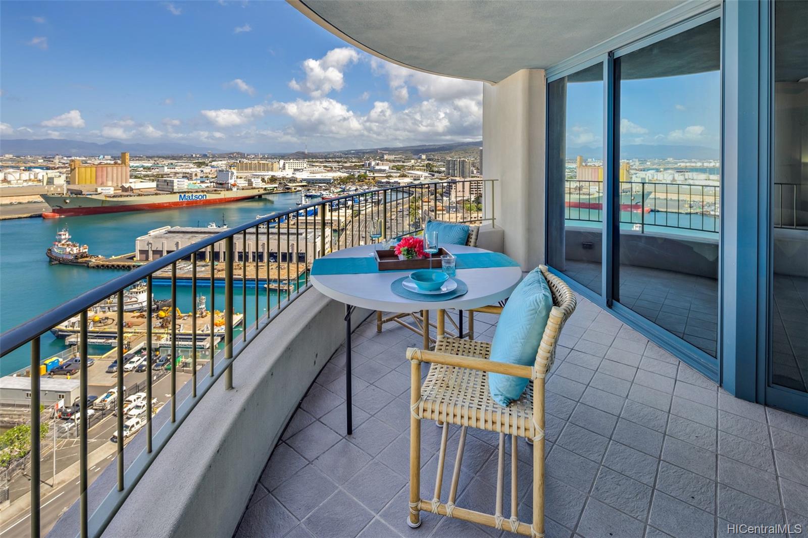 66 Queen Street #2002, Honolulu, HI 96813