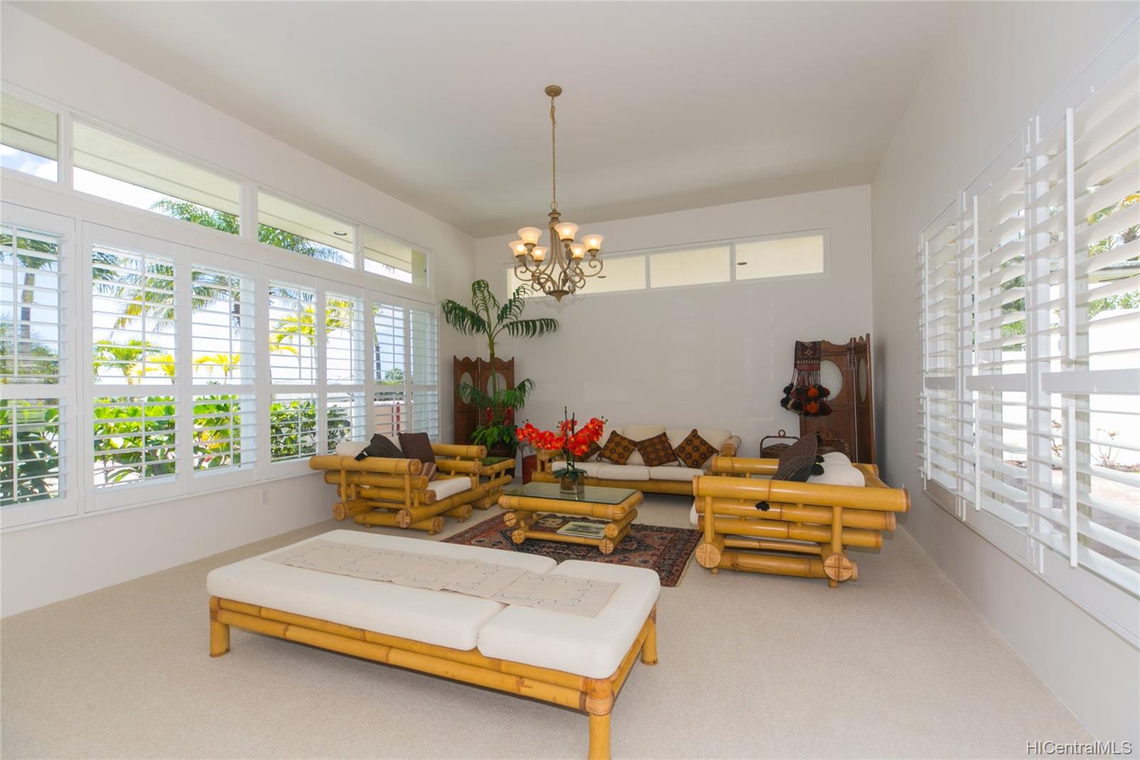 824 Ikena Circle Honolulu, HI 96821