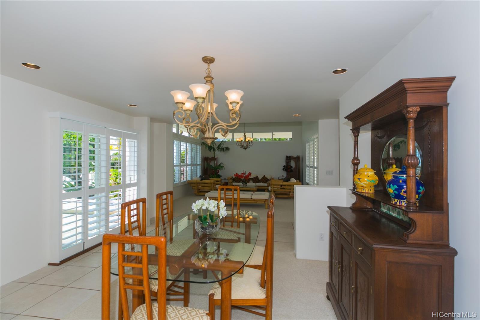 824 Ikena Circle Honolulu, HI 96821