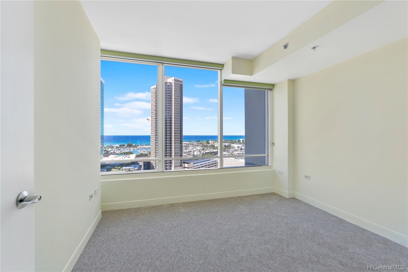 1009 Kapiolani Boulevard #2508, Honolulu, HI 96814