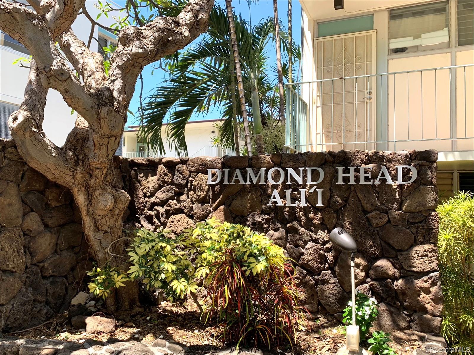 3027 Pualei Circle #110, Honolulu, HI 96815