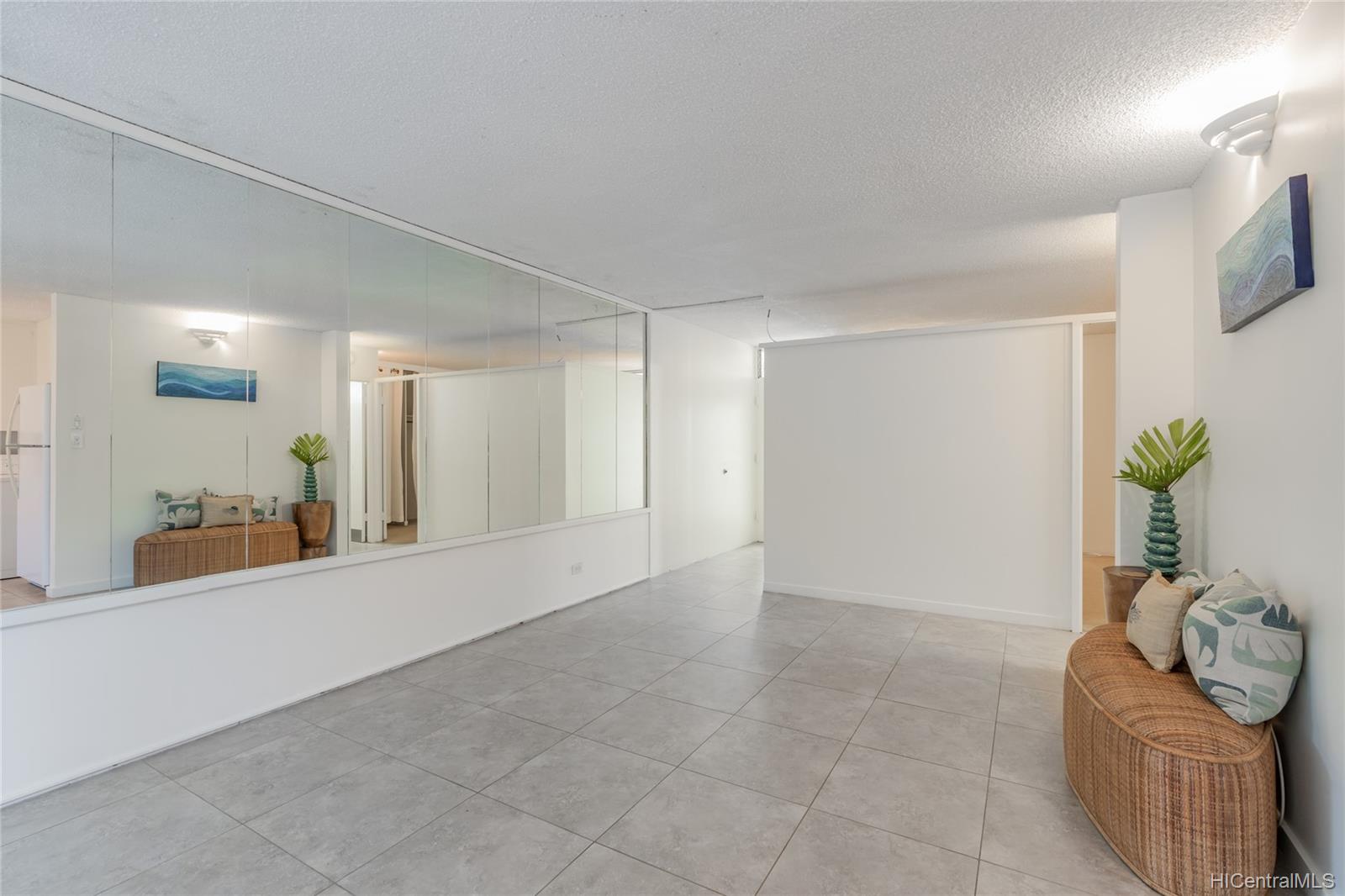 3027 Pualei Circle #110, Honolulu, HI 96815