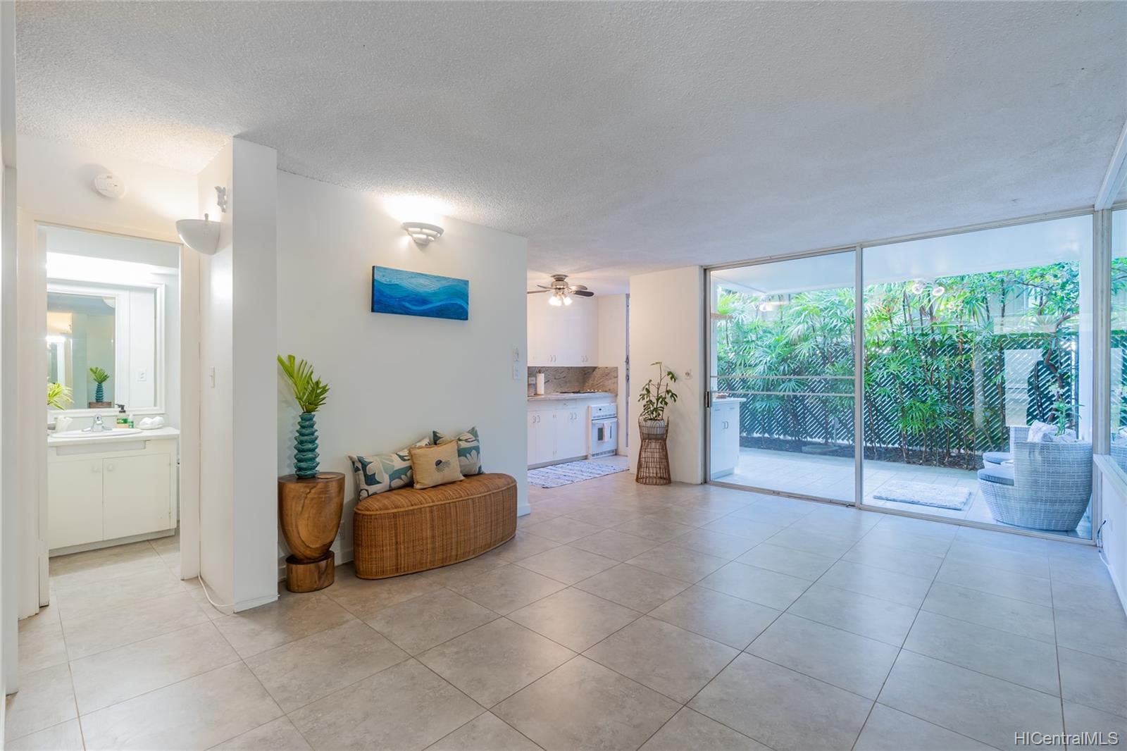 3027 Pualei Circle #110, Honolulu, HI 96815