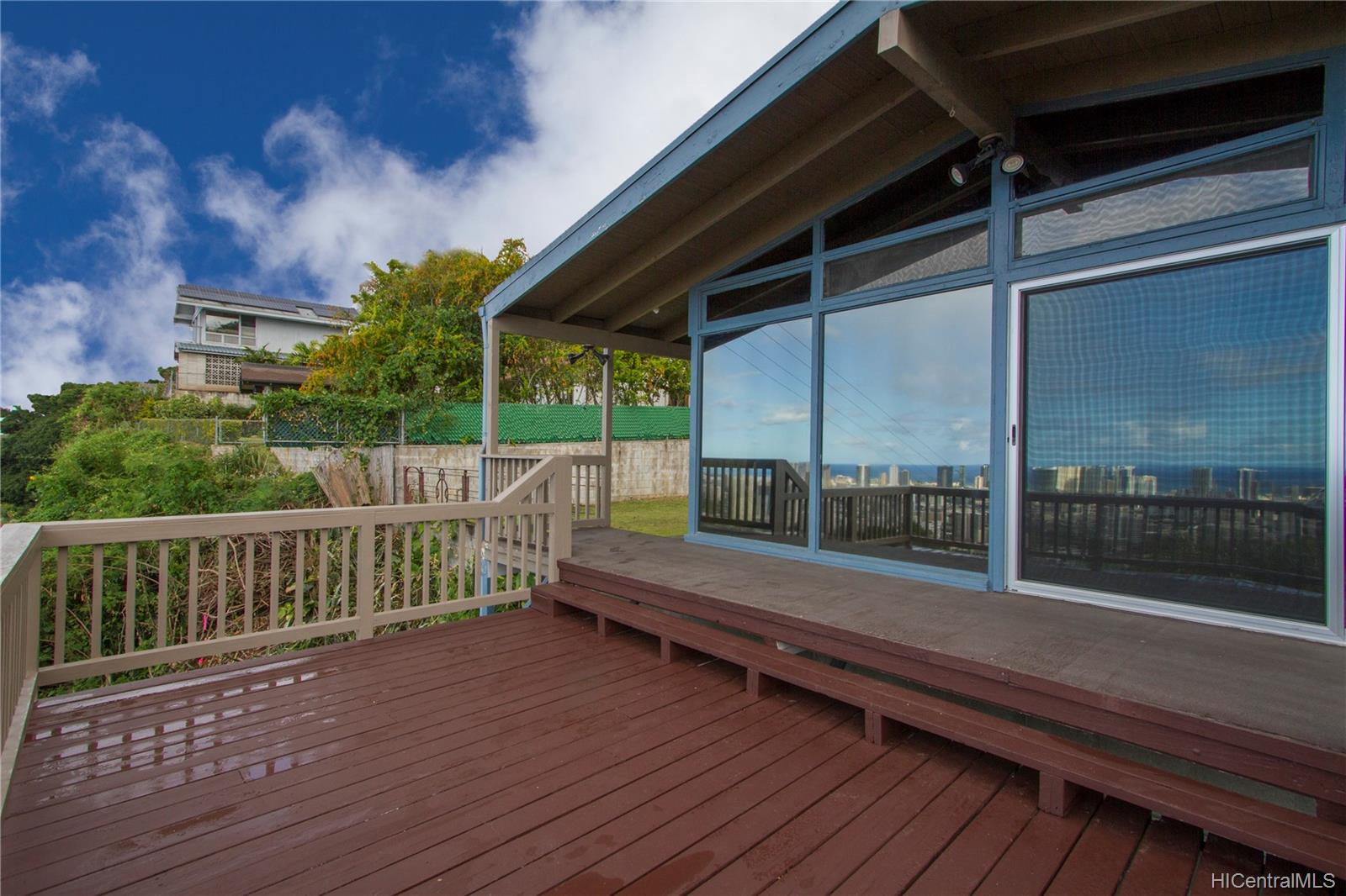 2370 Aina Lani Place Honolulu, HI 96822