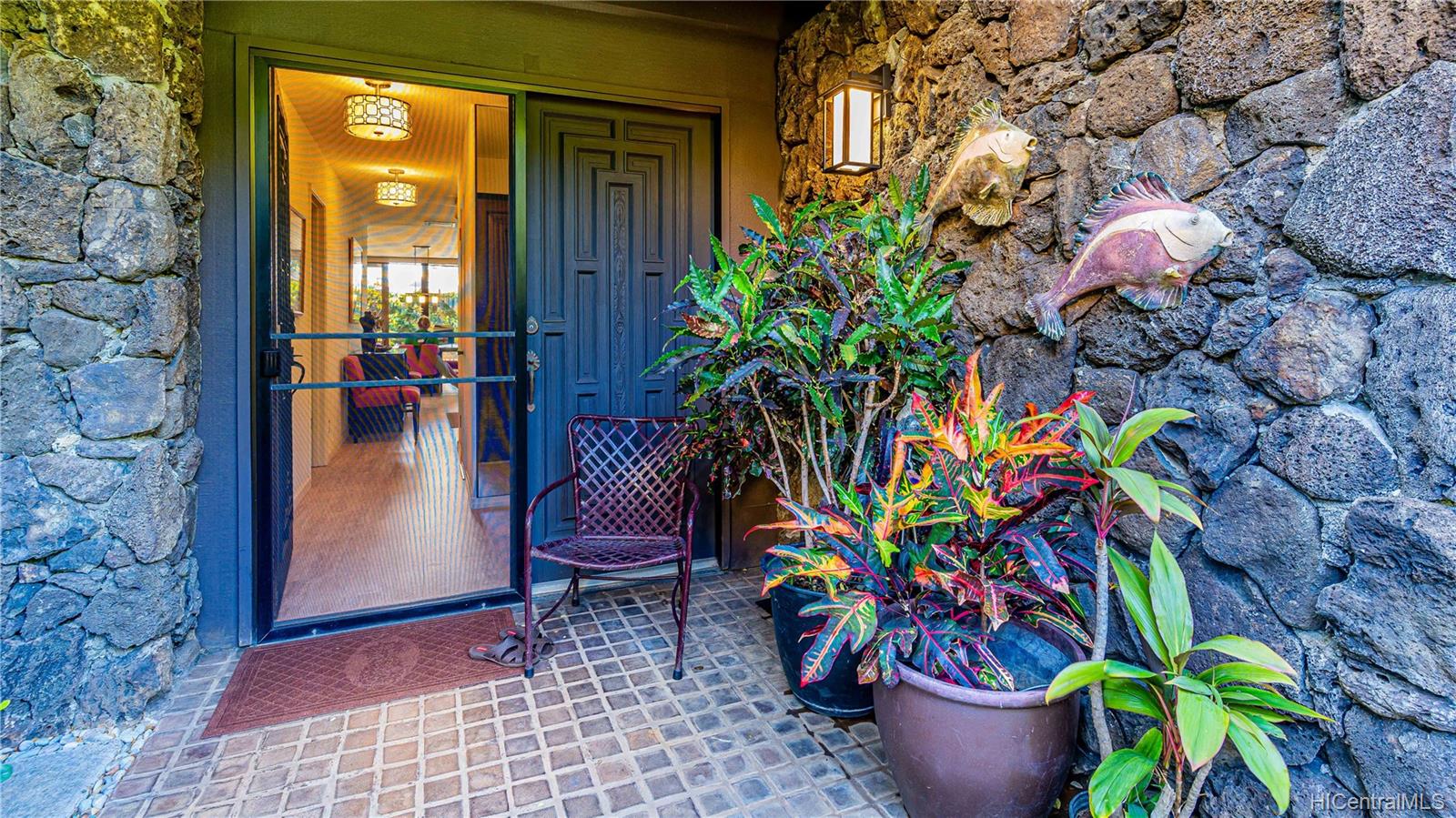 3038 La Pietra Circle #10, Honolulu, HI 96815