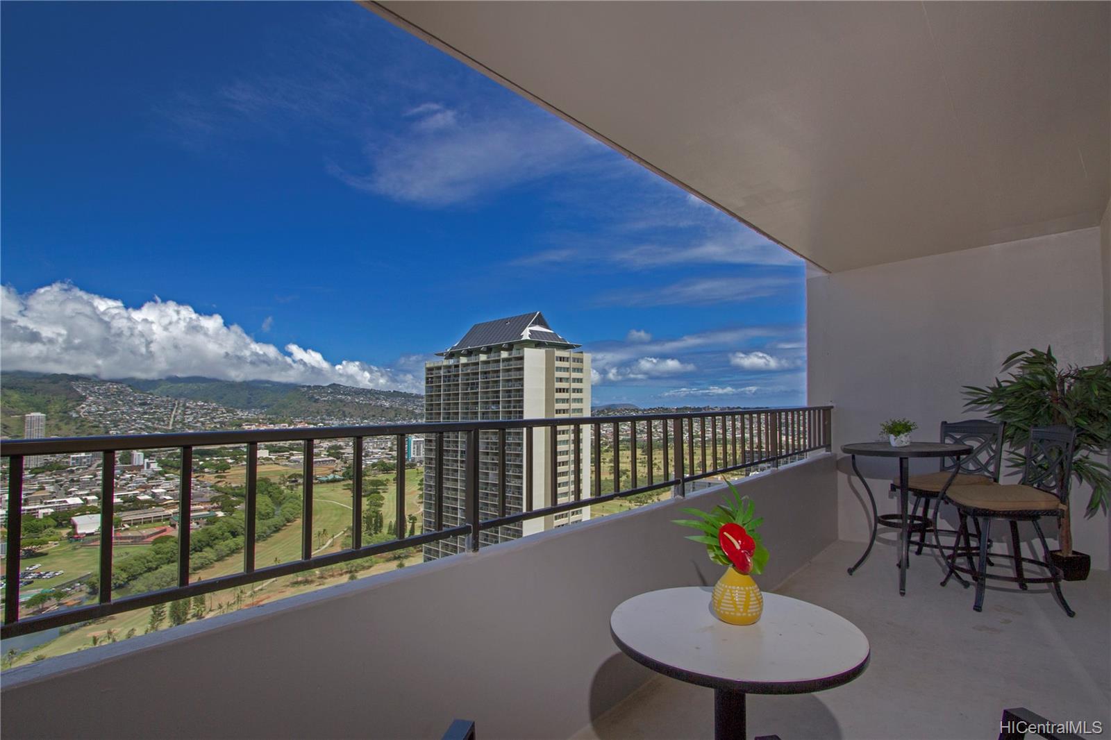 2240 Kuhio Avenue #3501, Honolulu, HI 96815