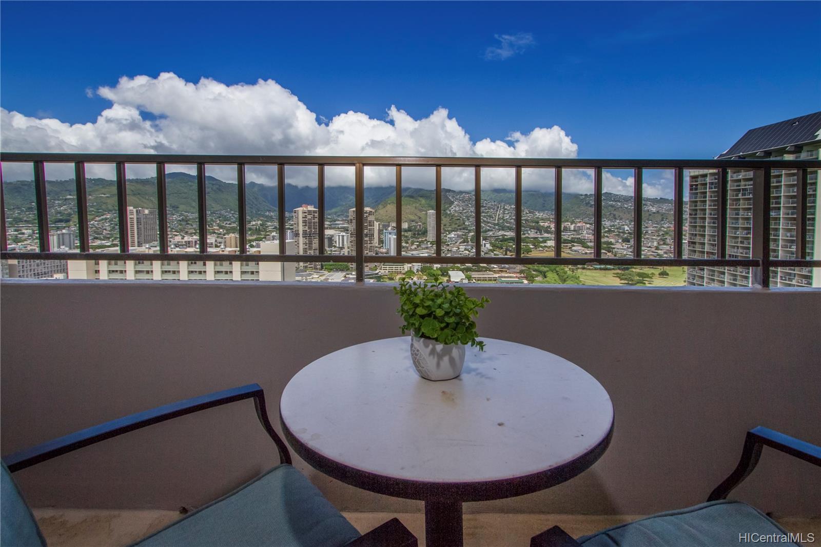 2240 Kuhio Avenue #3501, Honolulu, HI 96815