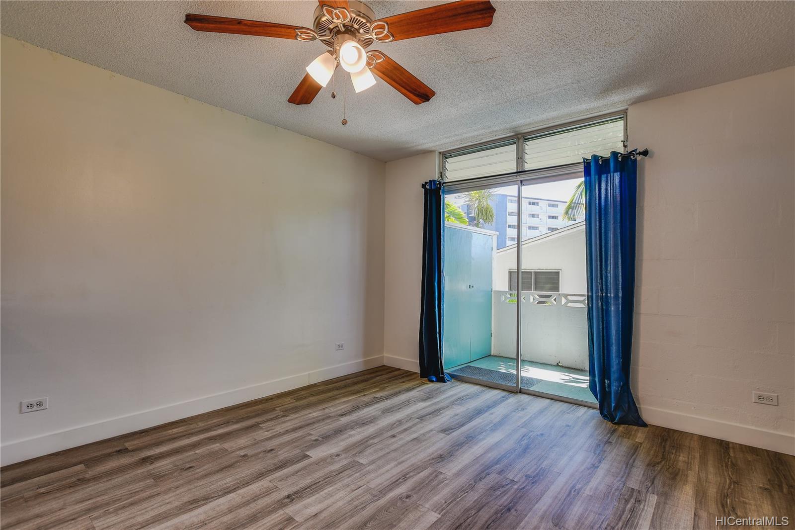 1002A Prospect Street #22, Honolulu, HI 96822