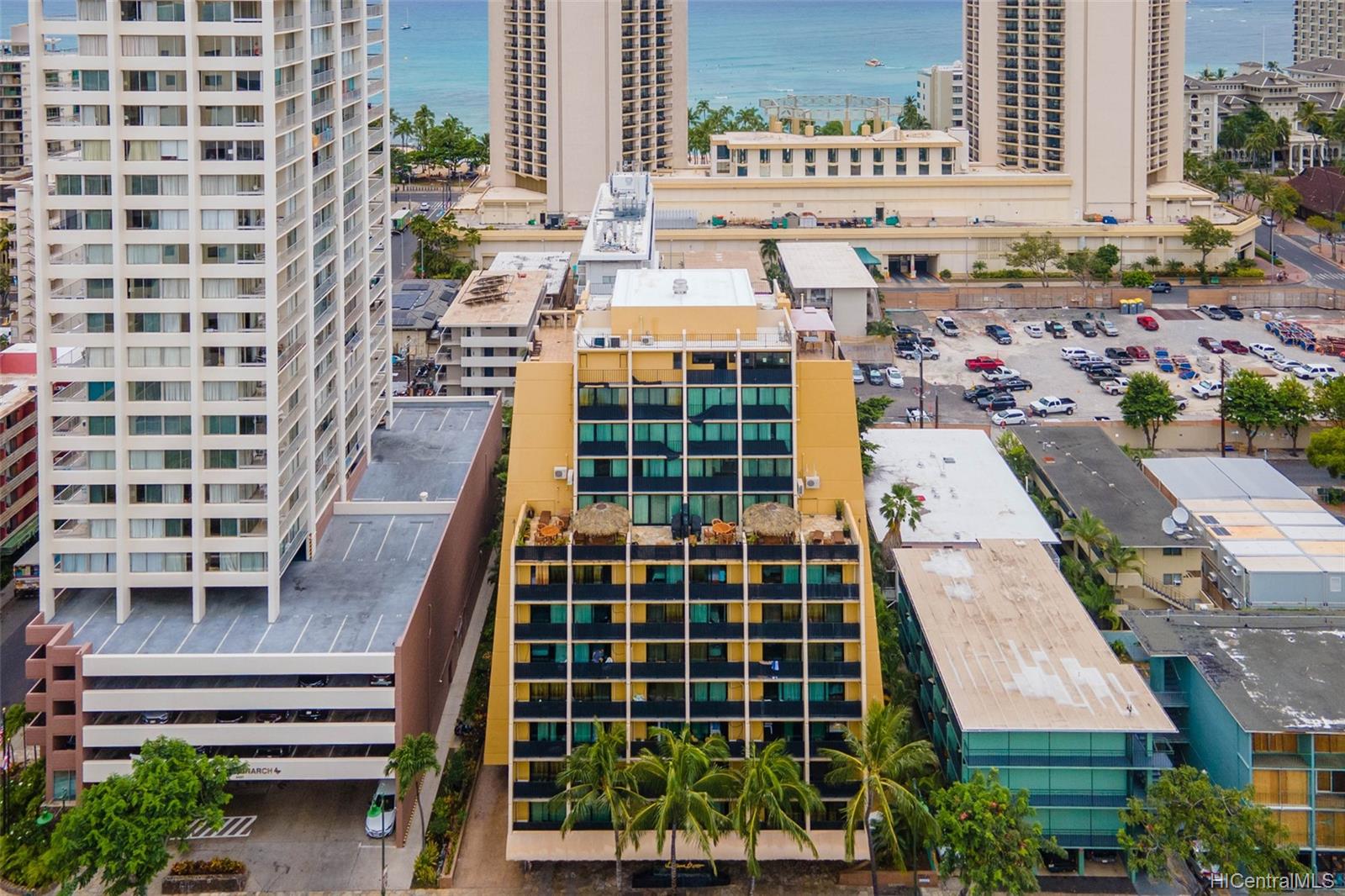 2425 Kuhio Avenue #204, Honolulu, HI 96815