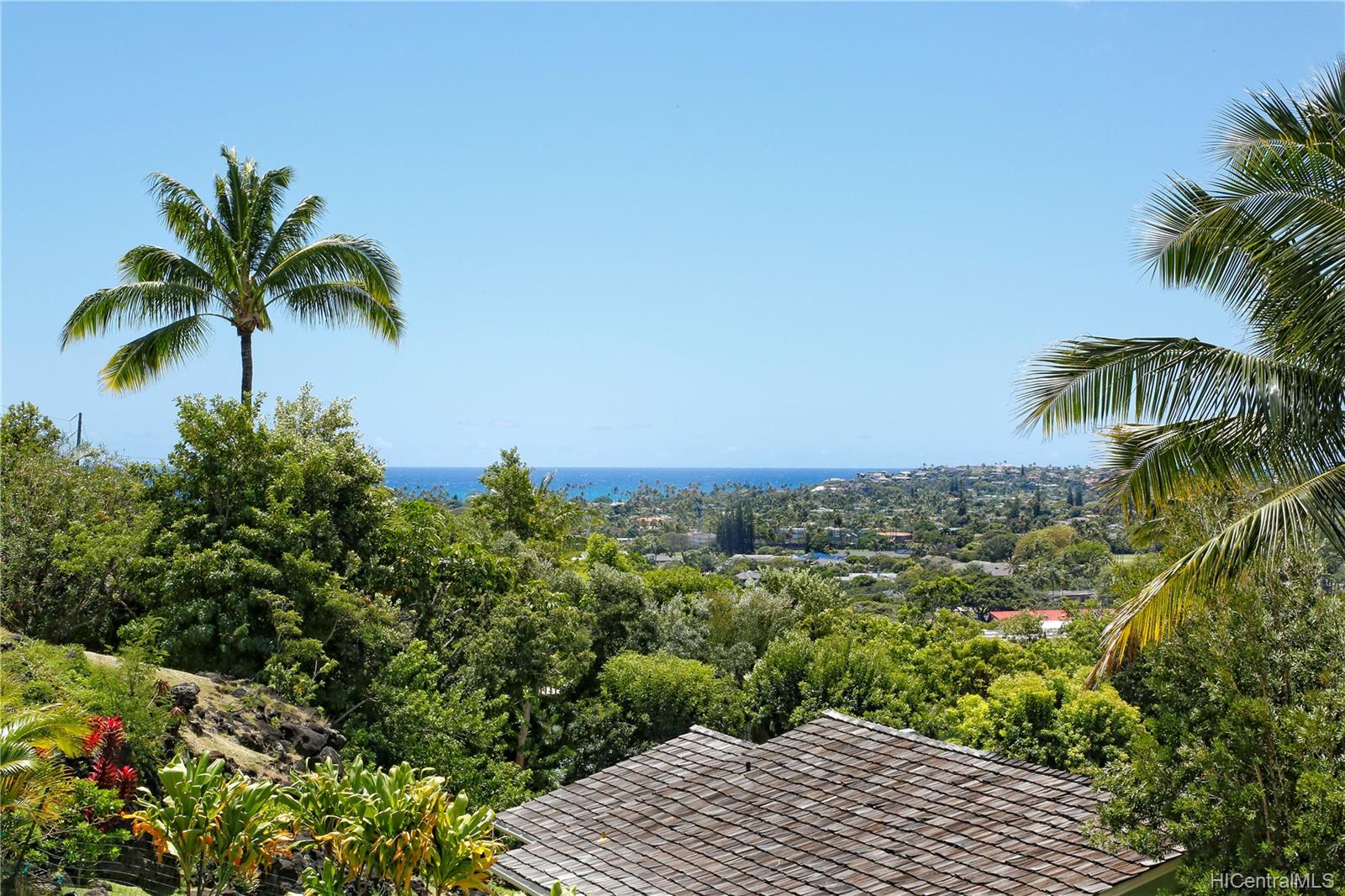 1515 Kalaniwai Place #52, Honolulu, HI 96821