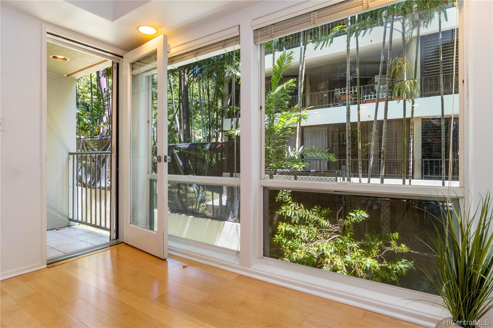 949 Prospect Street #105, Honolulu, HI 96822