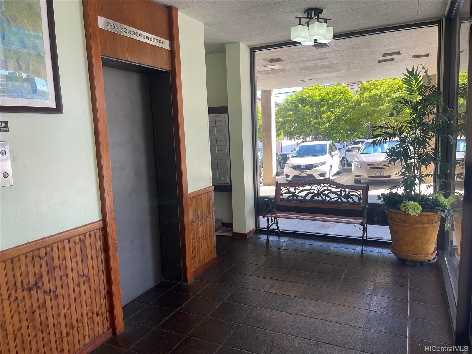 1505 Alexander Street #705, Honolulu, HI 96822