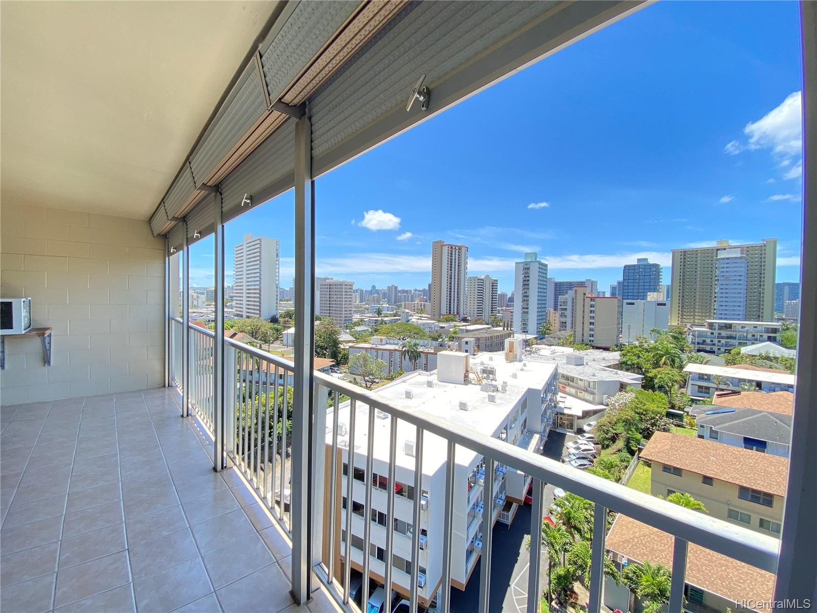 1687 Pensacola Street #1103, Honolulu, HI 96822