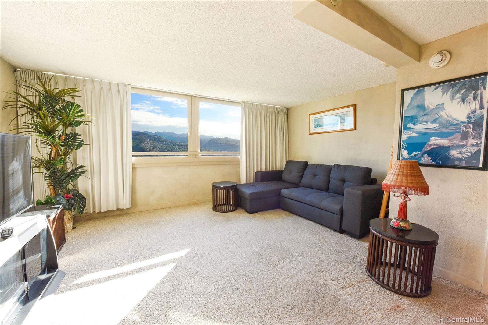 445 Seaside Avenue #3701, Honolulu, HI 96815