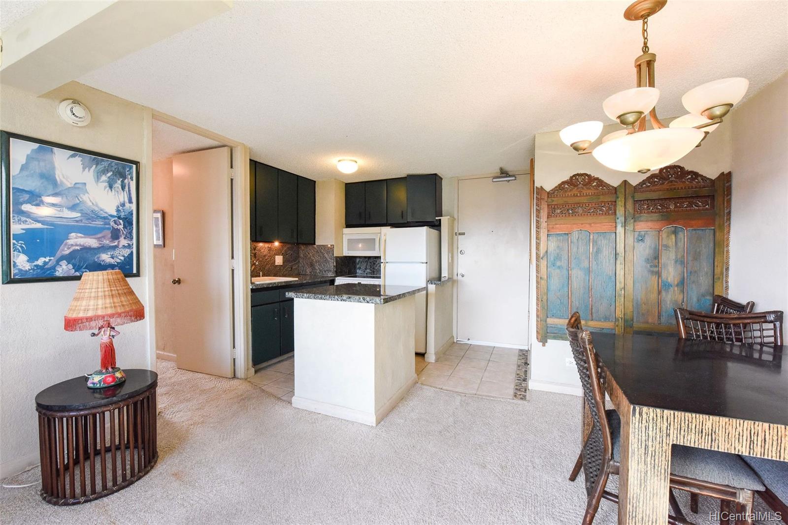 445 Seaside Avenue #3701, Honolulu, HI 96815