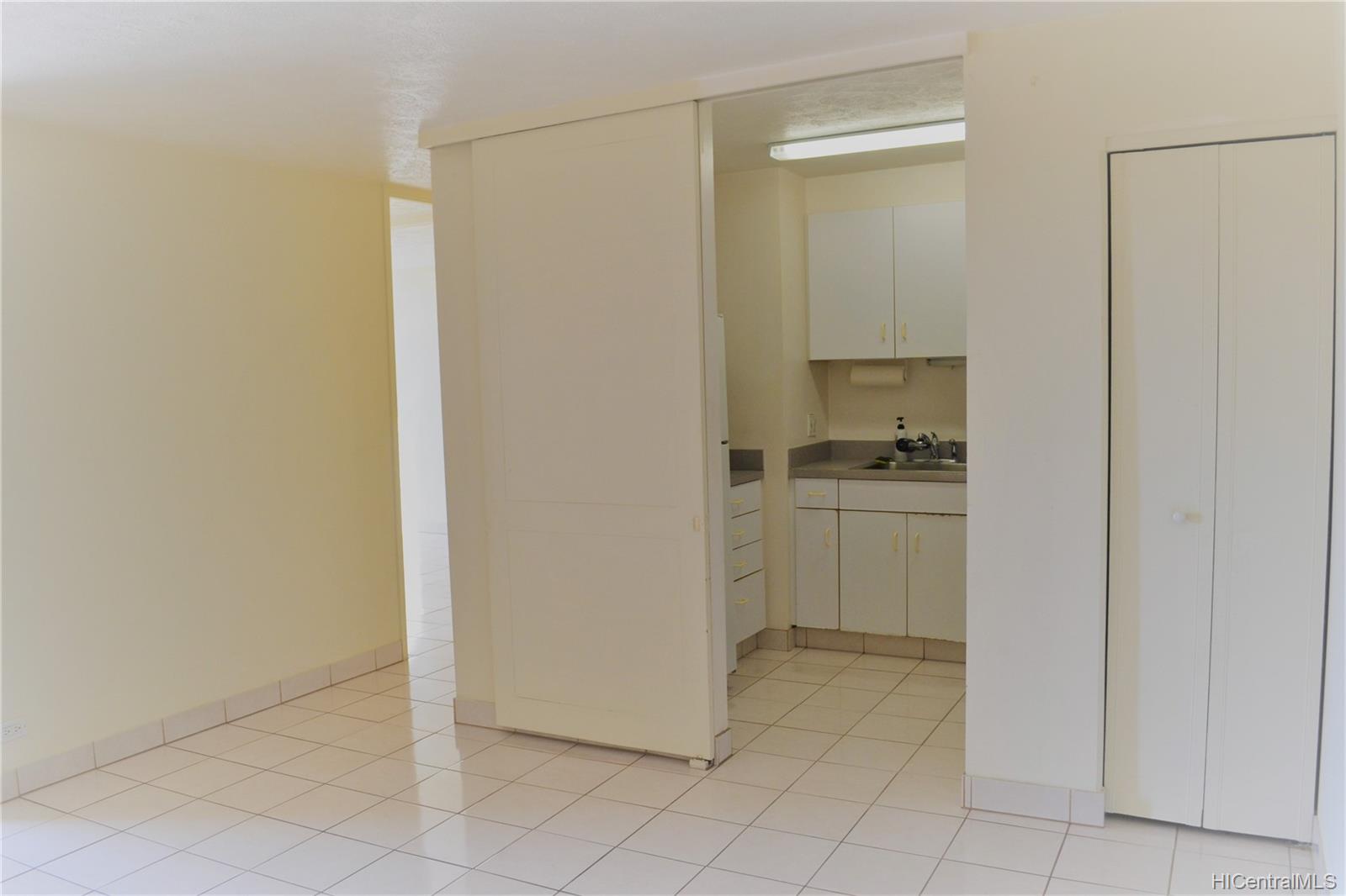 1505 Alexander Street #701, Honolulu, HI 96822