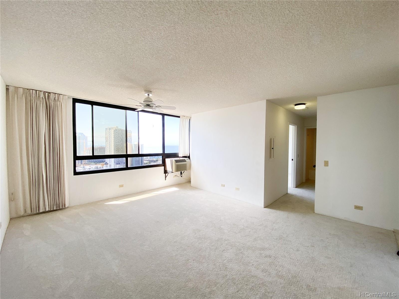 876 Curtis Street #3102, Honolulu, HI 96813