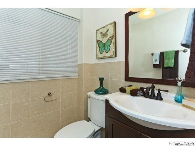 1880 Kahakai Drive #204, Honolulu, HI 96814