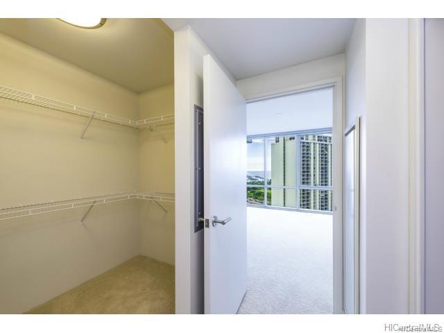 1189 Waimanu Street #1402, Honolulu, HI 96814