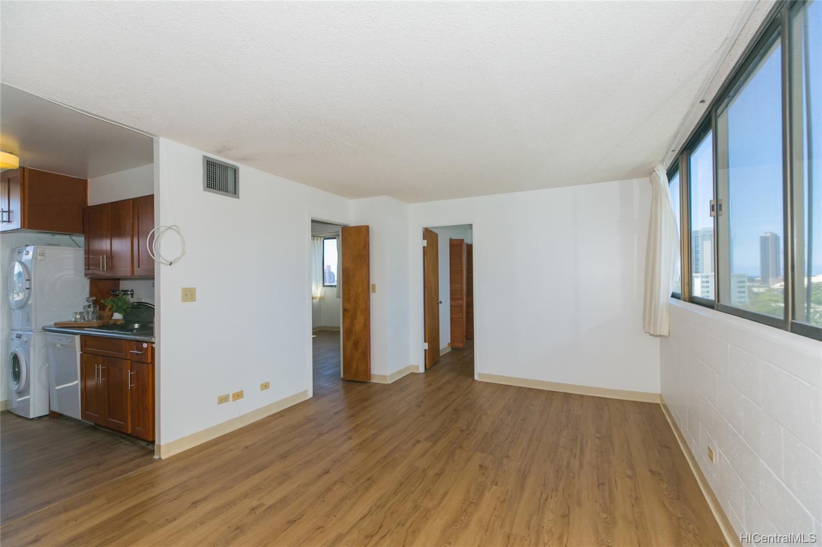 1040 Kinau Street #901, Honolulu, HI 96814