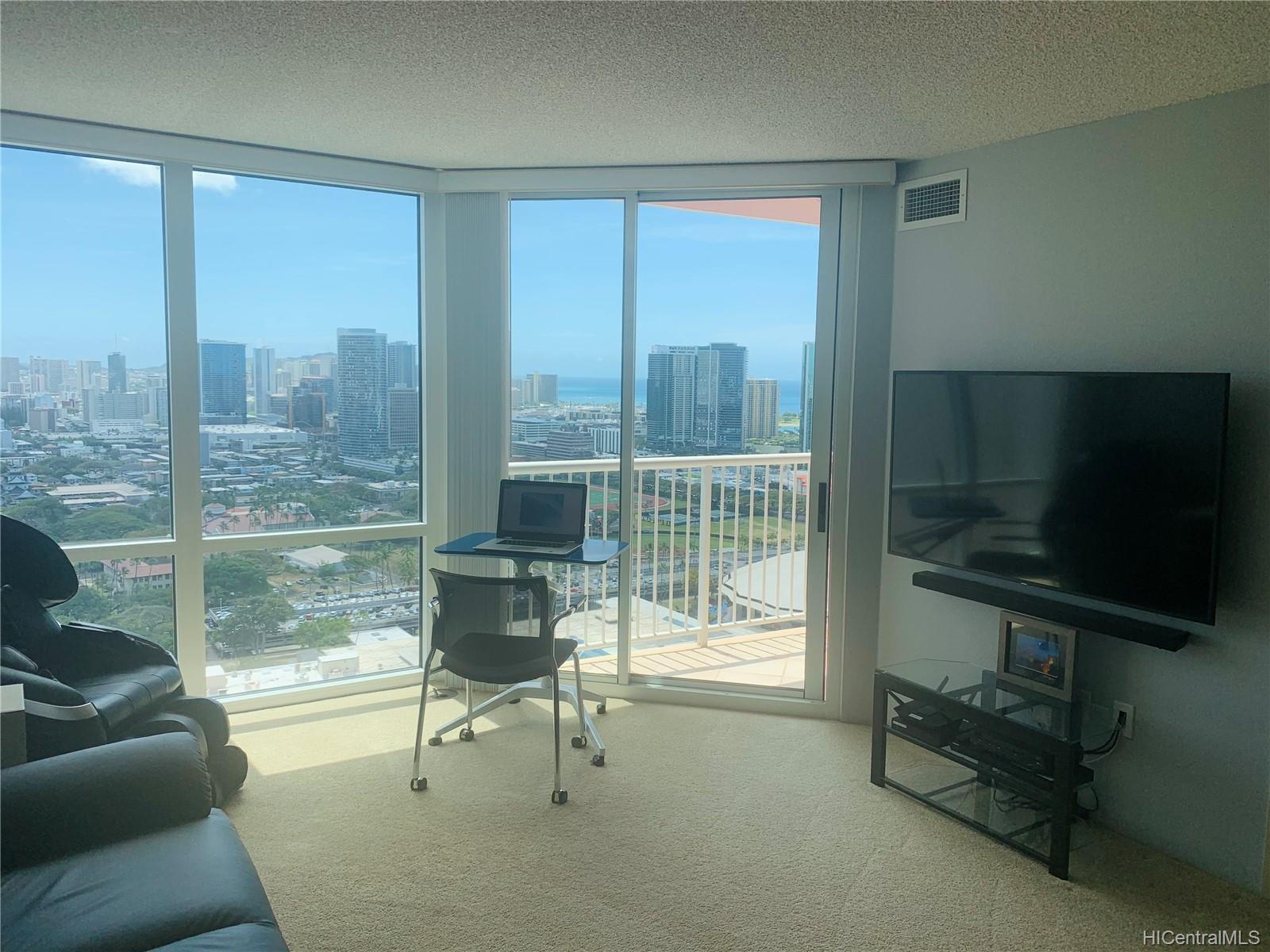 801 King Street #3610, Honolulu, HI 96813