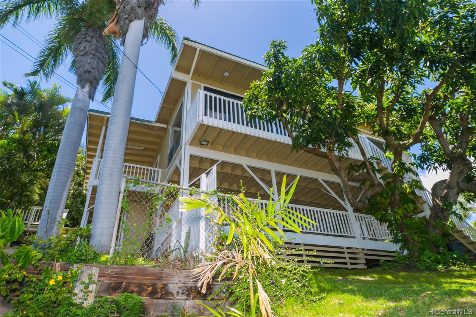 326 A Iolani Avenue Honolulu, HI 96813