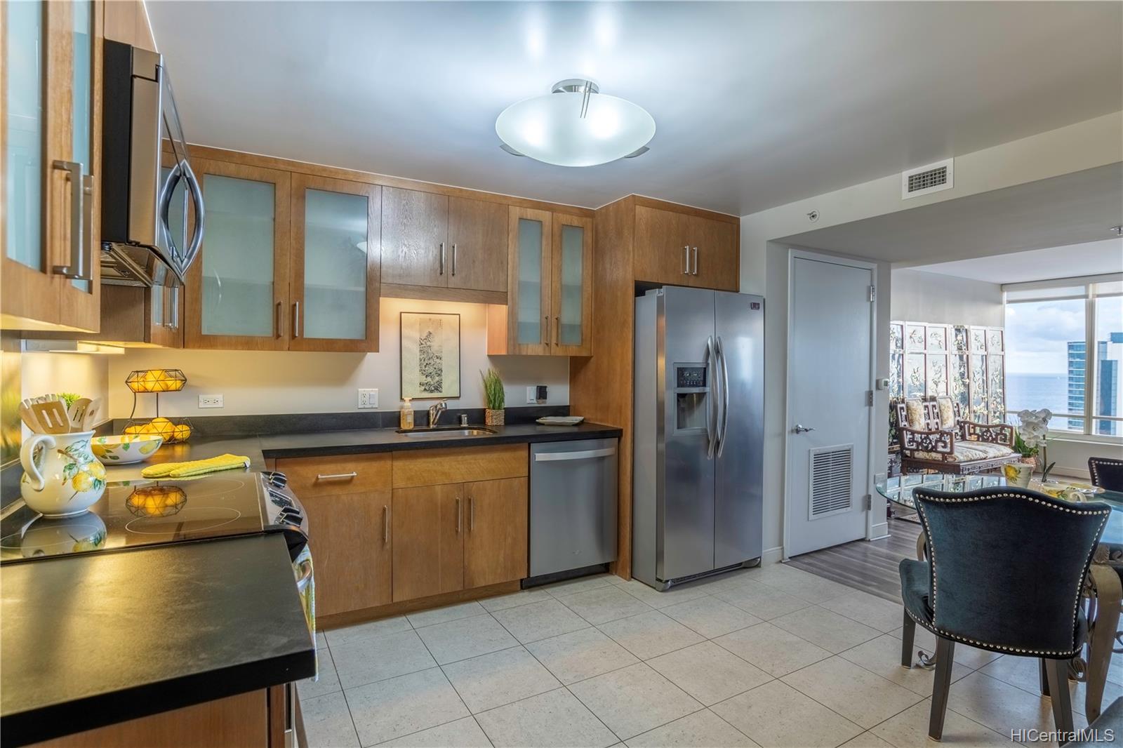 1009 Kapiolani Boulevard #4404, Honolulu, HI 96814