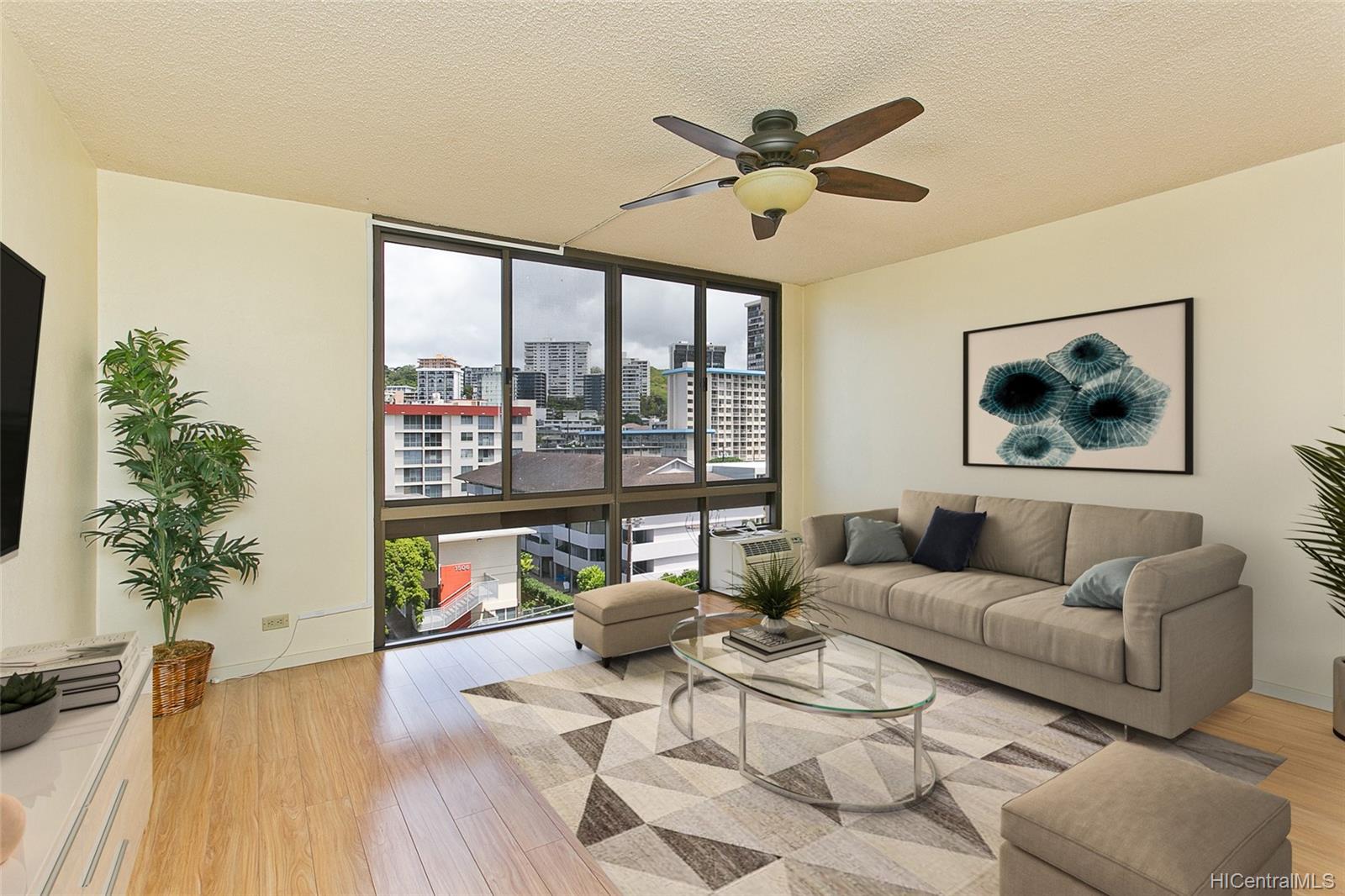 1441 Piikoi Street #702, Honolulu, HI 96822