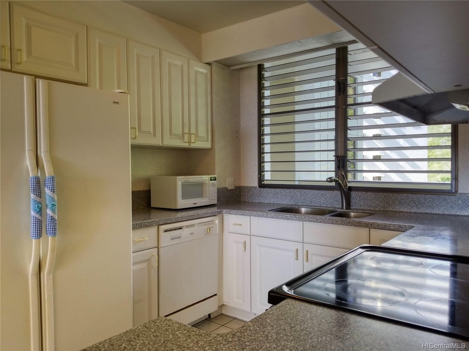 6770 Hawaii Kai Drive #904, Honolulu, HI 96825