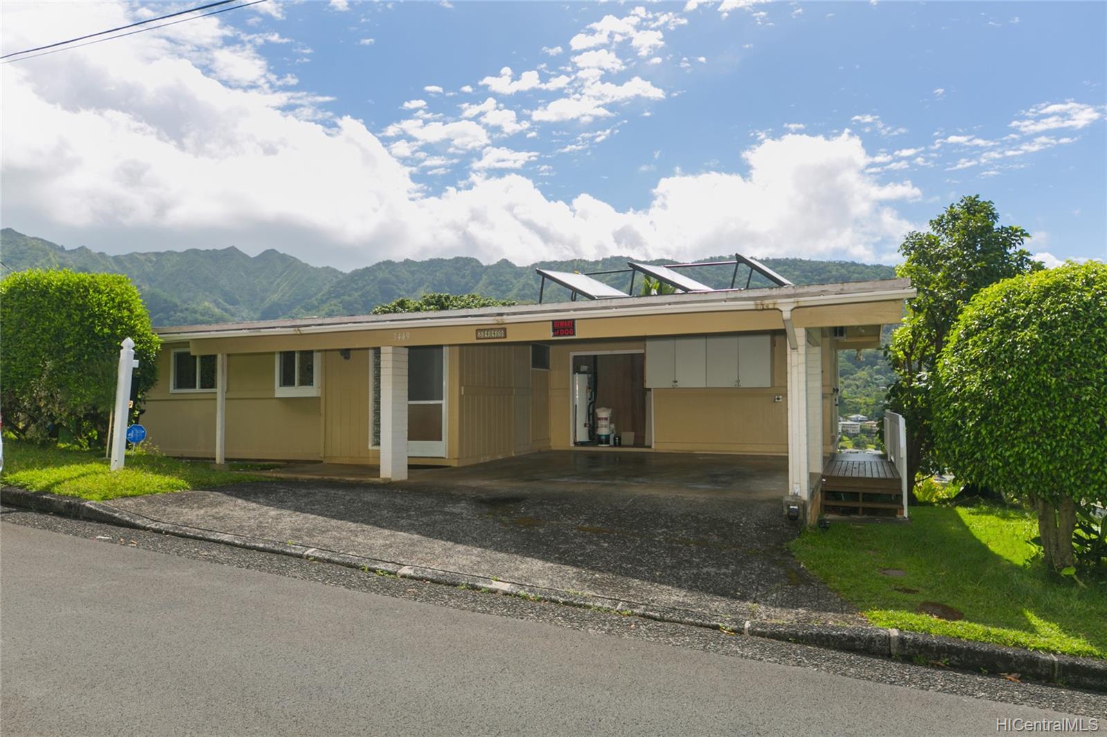 3449 Keahi Place Honolulu, HI 96822