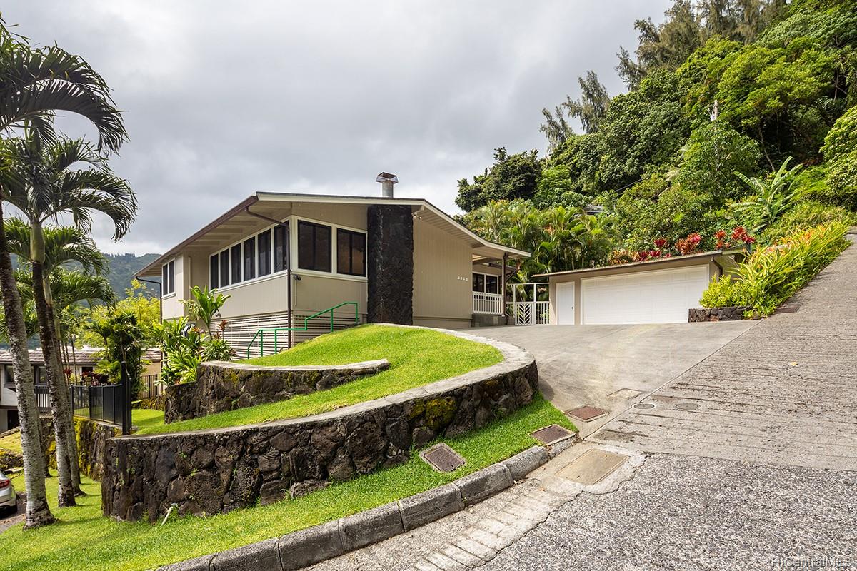 3353 Anoai Place #A, Honolulu, HI 96822