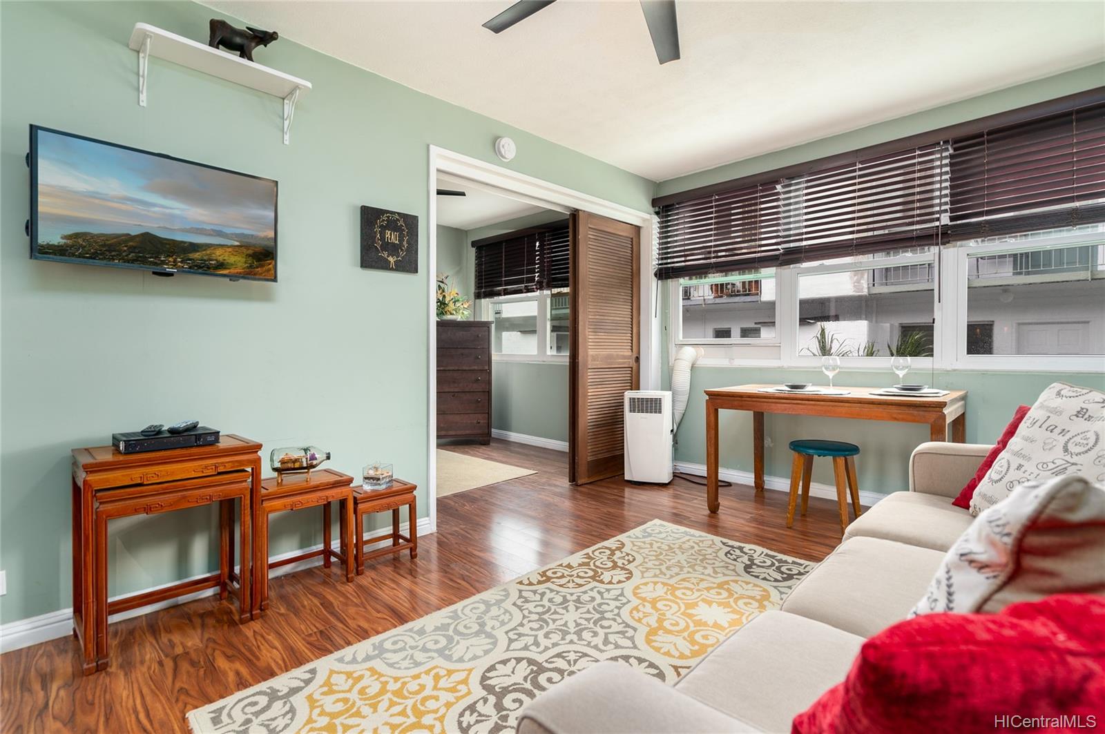 1720 Poki Street #212, Honolulu, HI 96822